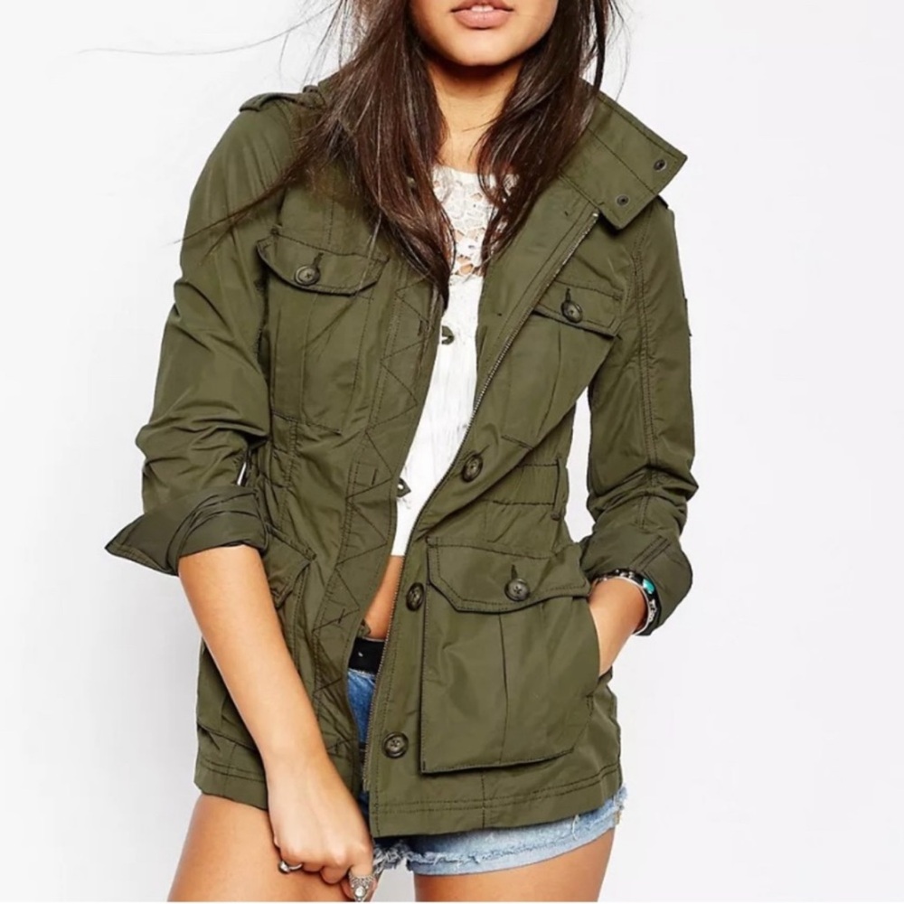 Abercrombie & Fitch Khaki Women's Utility Jacket